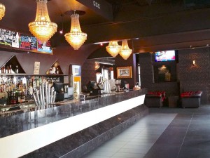 Court Hotel - Restaurant - Nightclub - Gay Bar